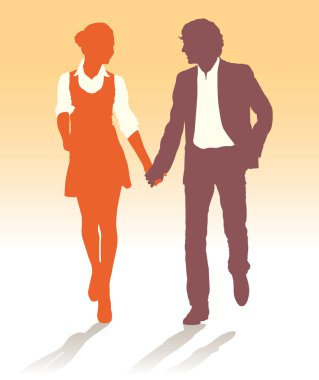 Genç çift birlikte yürüyen silhouettes