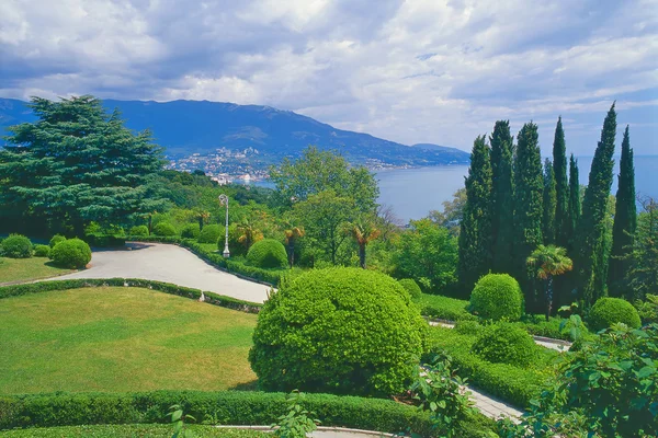 Livadia Sarayı park yalta, Kırım'da karmaşık