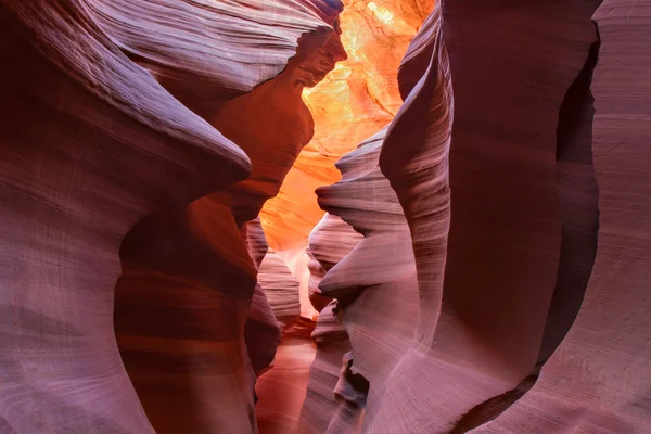 Wonderful Red Tones of a Slot Canyon — Fotografie, imagine de stoc