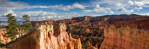 Panorama of Queens Garden — Stock Photo, Image