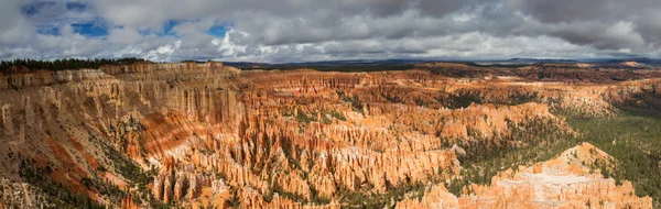 A Bryce kanyon panorámája — Stock Fotó