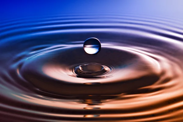 Yet another water drop — Stock Photo, Image