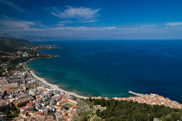 Panorama da costa siciliana perto de Cefalu — Fotografia de Stock