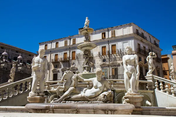 Fontana Pretoria of Palermo — Stock Photo, Image