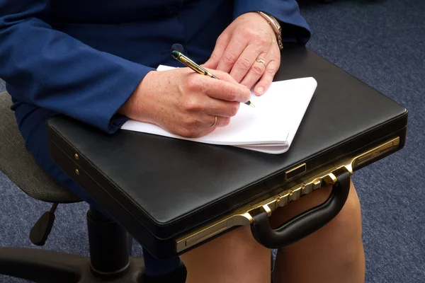 Hands of the business lady — Stock Photo, Image