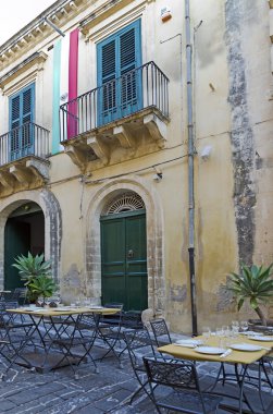 noto içinde Restoran güverte