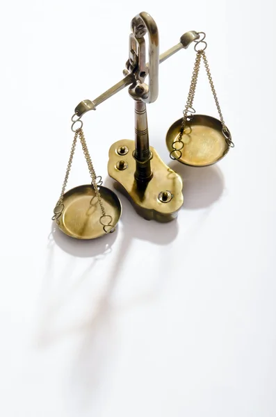 Adalet ölçek. dikey