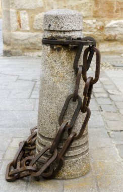 güçlü metal zincir