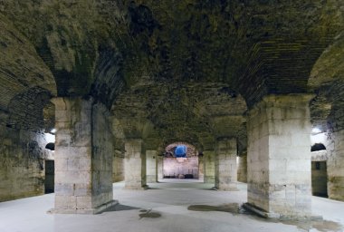 Böl. Underground Diocletianus Sarayı