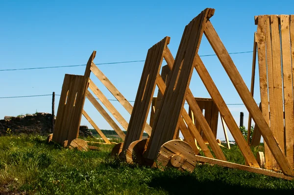 Beveiligingsinrichting tegen aanvallen pijlen, vintage wederopbouw — Stockfoto