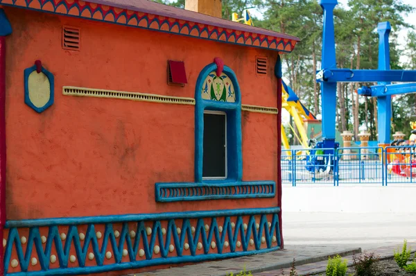 Paseos por el parque de atracciones — Foto de Stock