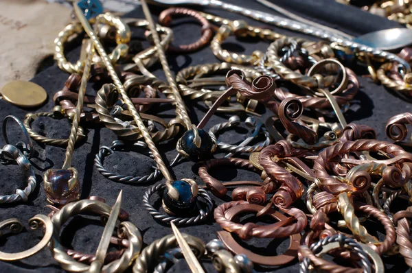 Forged metal decorations, gift shop window — Stock Photo, Image