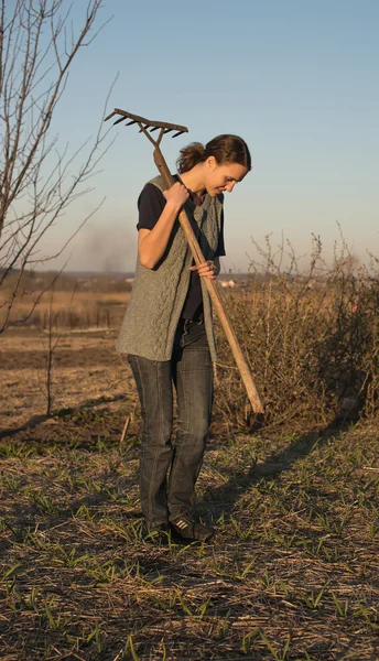 Female farmer  with spade — Stock Photo, Image