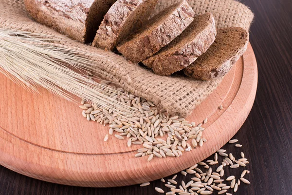 面包黑麦小穗 — 图库照片