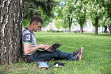 kaykay ve gönüllülük sırt çantası