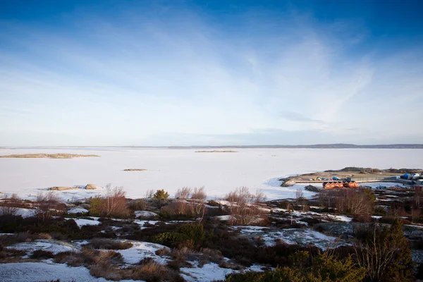 Vue panoramique sur la côte suédoise — Photo