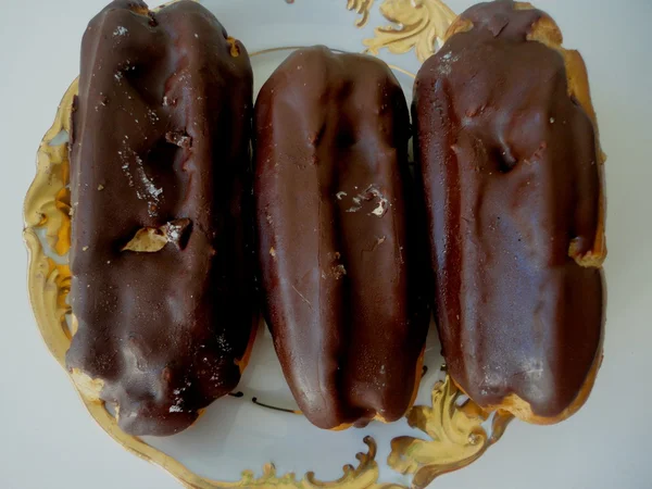 Três bolos de chocolate — Fotografia de Stock