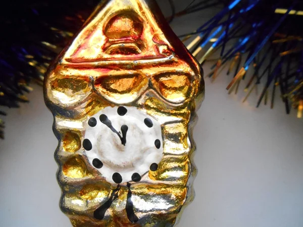 Christmas and New Year decorations gold clock — Stock Photo, Image