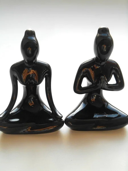 Yoga girl figurines — Stock Photo, Image