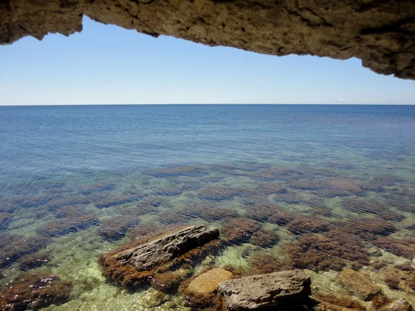 Crimean landscape view of the sea caves — Stock Photo, Image