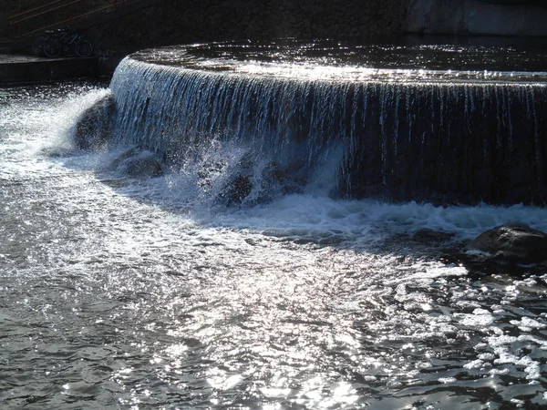 Wasserfalllandschaft — Stockfoto