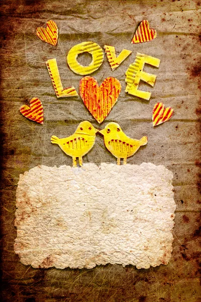 Tarjeta de vacaciones vintage con una casa y un corazón como símbolo de amor, tarjeta de San Valentín con la palabra "amor " — Foto de Stock