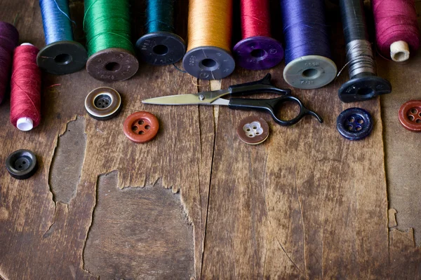Стара швейна фурнітура — стокове фото