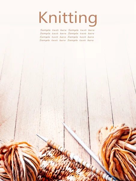 örgü iğne ve iplik