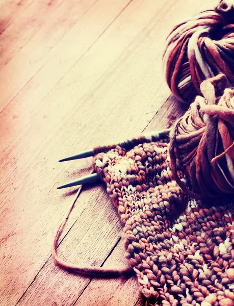 編む針と糸 — ストック写真