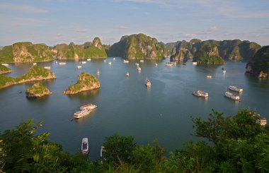 Halong Körfezi, Vietnam