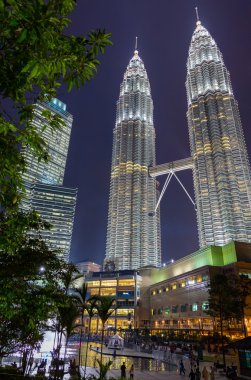 Petronas Kuleleri