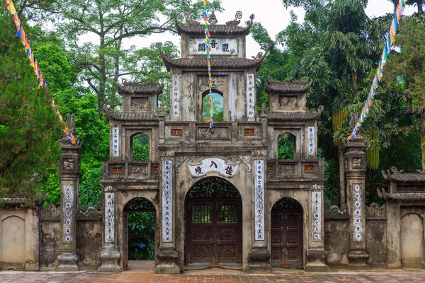 Den Trinh Temple — Stock Photo, Image