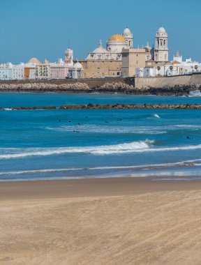 Cadiz ve okyanus