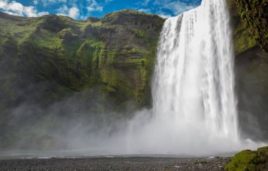 skogafoss Şelalesi