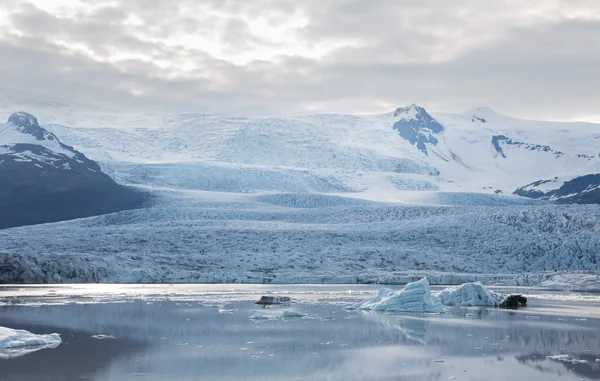 Icebergs et lagune — Photo