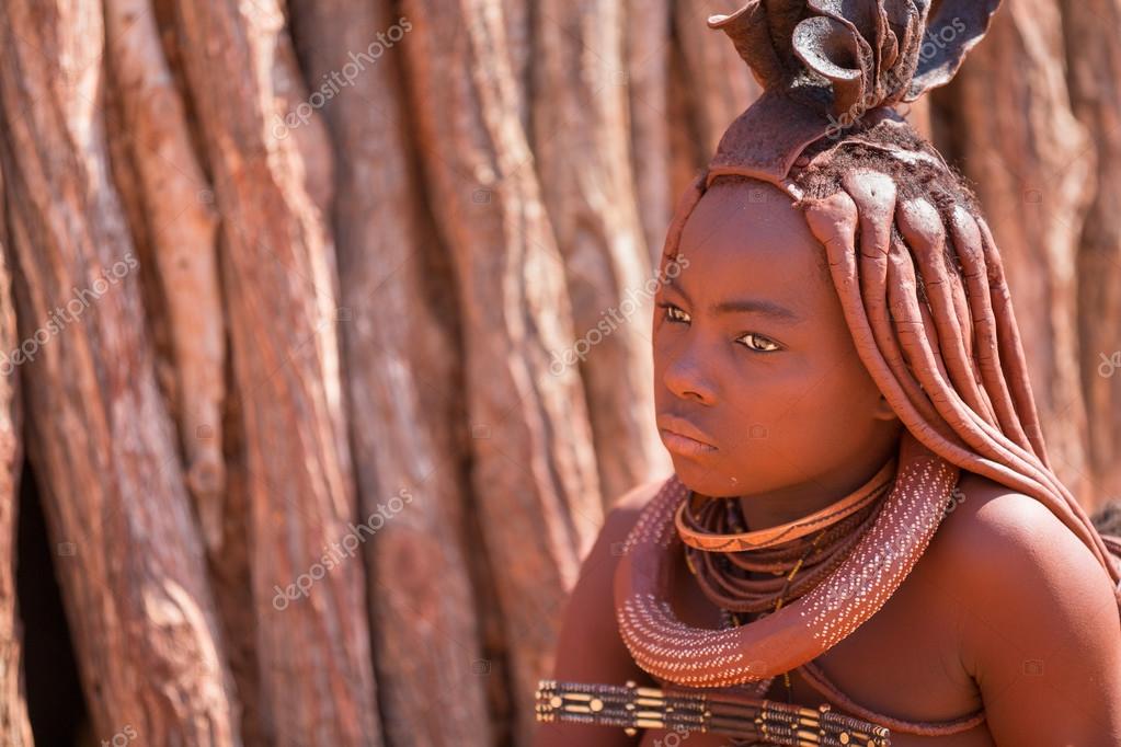 Himba woman – Stock Editorial Photo © Saaaaa #38830473