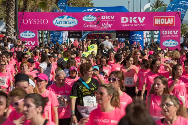 Mujer Raza contra el cáncer —  Fotos de Stock