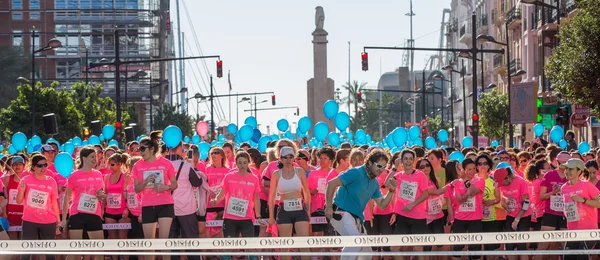 Mujer Raza contra el cáncer —  Fotos de Stock