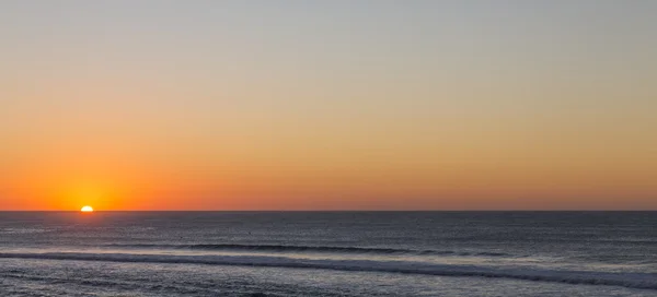 Zonsondergang op zee — Stockfoto