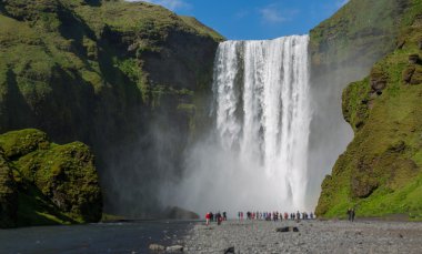 skogafoss Şelalesi