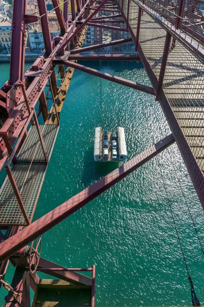 Sobre el puente colgante de Bizkaia — Foto de Stock