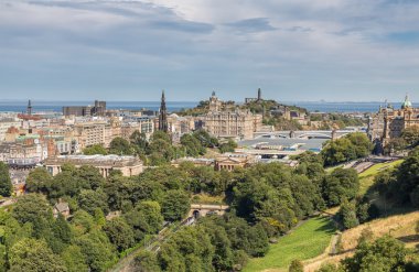 Scott anıt, carlton hill ve bahçeler Edinburgh