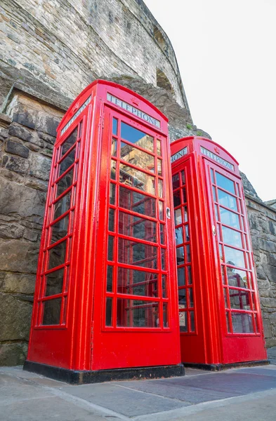 Classic red British telephone box — Stock Photo, Image