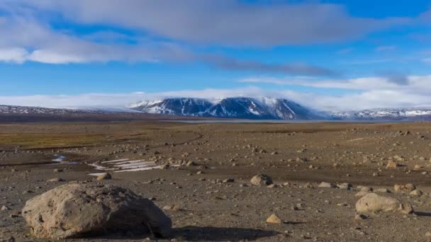 Iceland highlands time lapse with mountains and lake — Stock Video