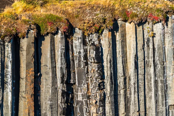 Spettacolari colonne basaltiche sotto terra — Foto Stock