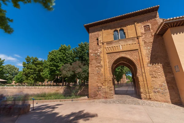 Log Exposure Blurred Motion Alhambra Entrance Door Wide Angle — Stockfoto