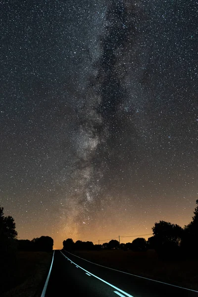 Road White Lines Milky Way Vertical Composition — Stock Photo, Image