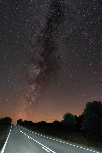 Illuminated Road White Lines Milky Way Vertical Composition — Stock Photo, Image