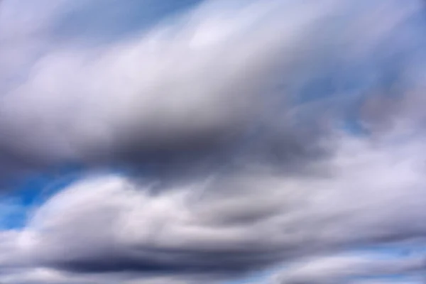 Longa Exposição Céu Coberto Por Nuvens Vista Fundo — Fotografia de Stock