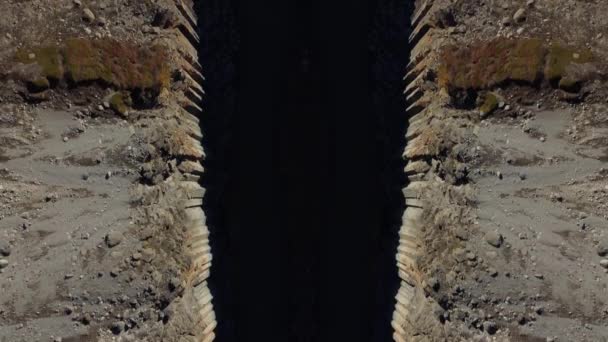 Vue Profonde Drone Canyon Basaltique Sombre — Video